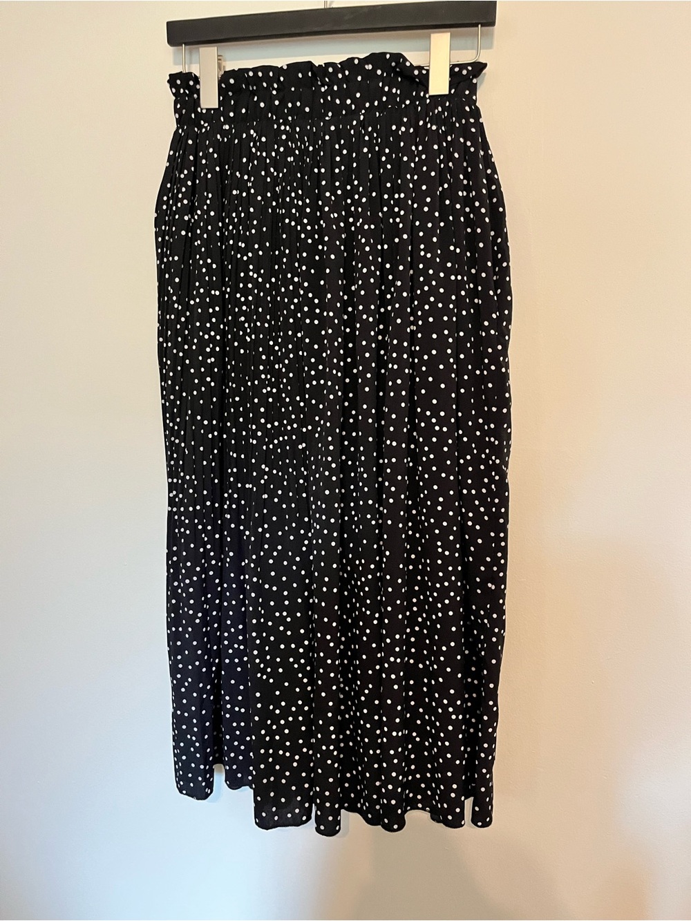 Women’s Black Polka Dot Midi Skirt - Elastic Waist